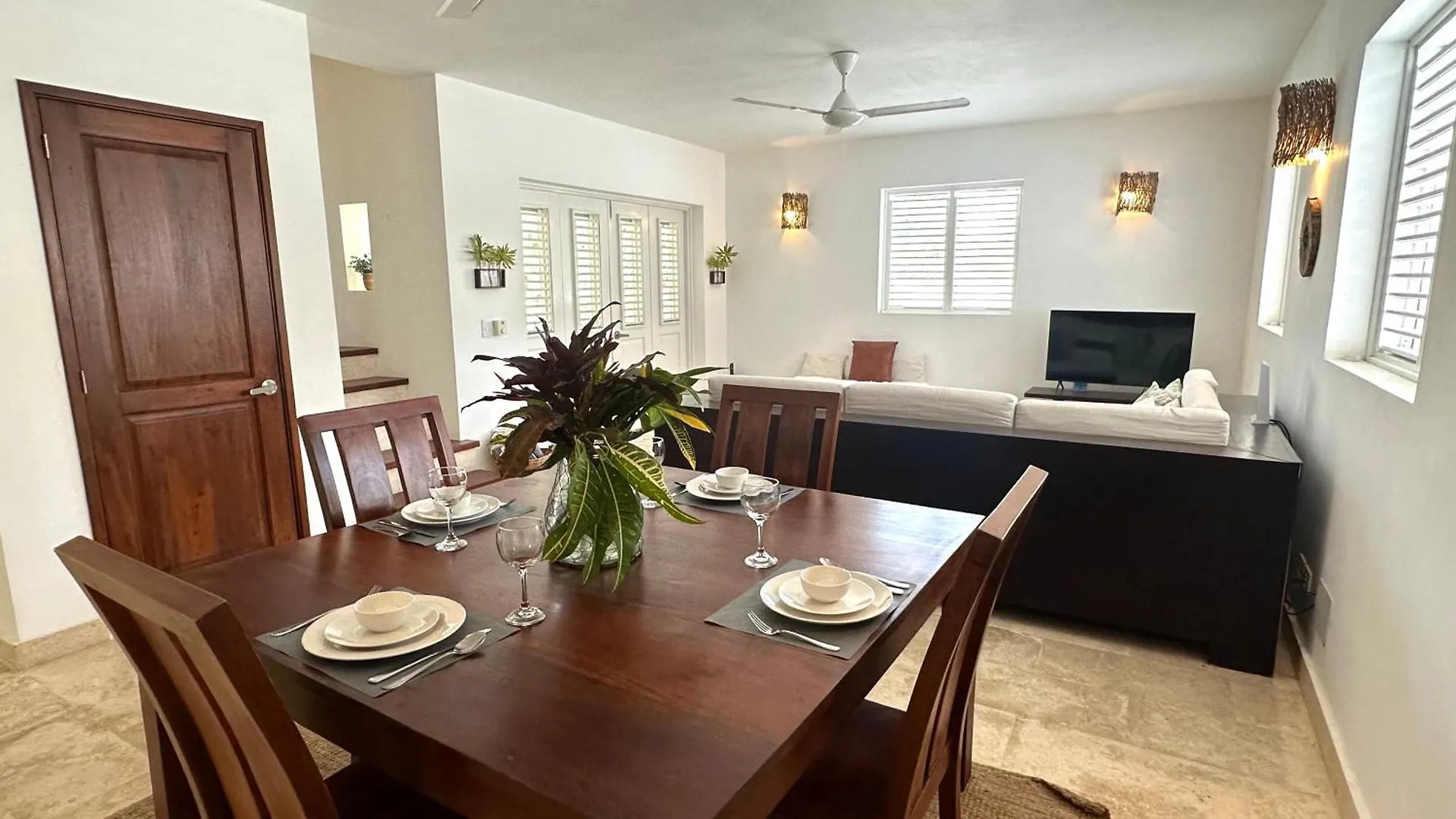 Villa 4Bdrms 3.5Baths With Pool, Jacuzzi And Starlink Wifi Las Terrenas