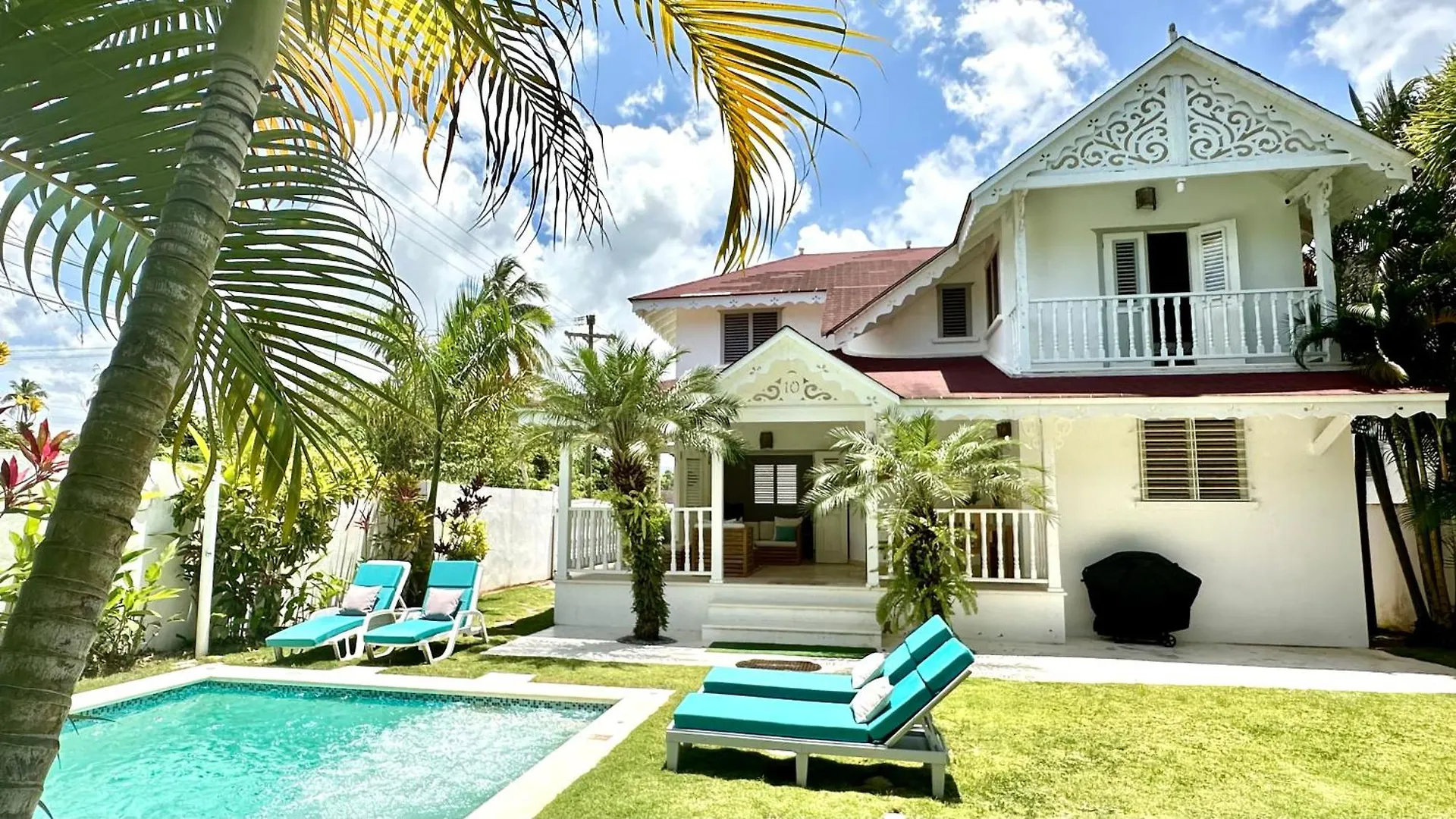 Villa 4Bdrms 3.5Baths With Pool, Jacuzzi And Starlink Wifi Las Terrenas Dominican Republic